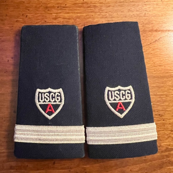 Vanguard-Coast Guard (USCG) Auxiliary Shoulder Boards - Picture 4 of 6